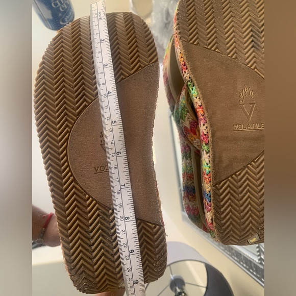 Volatile rainbow wedge sandals size 8 - Picture 6 of 6